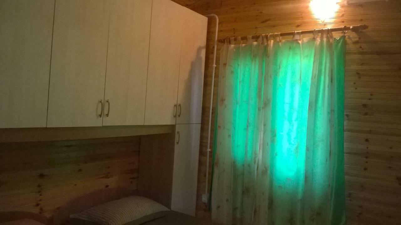 Kolonia E Artistave Apartment เวลิโปเยอ ภายนอก รูปภาพ