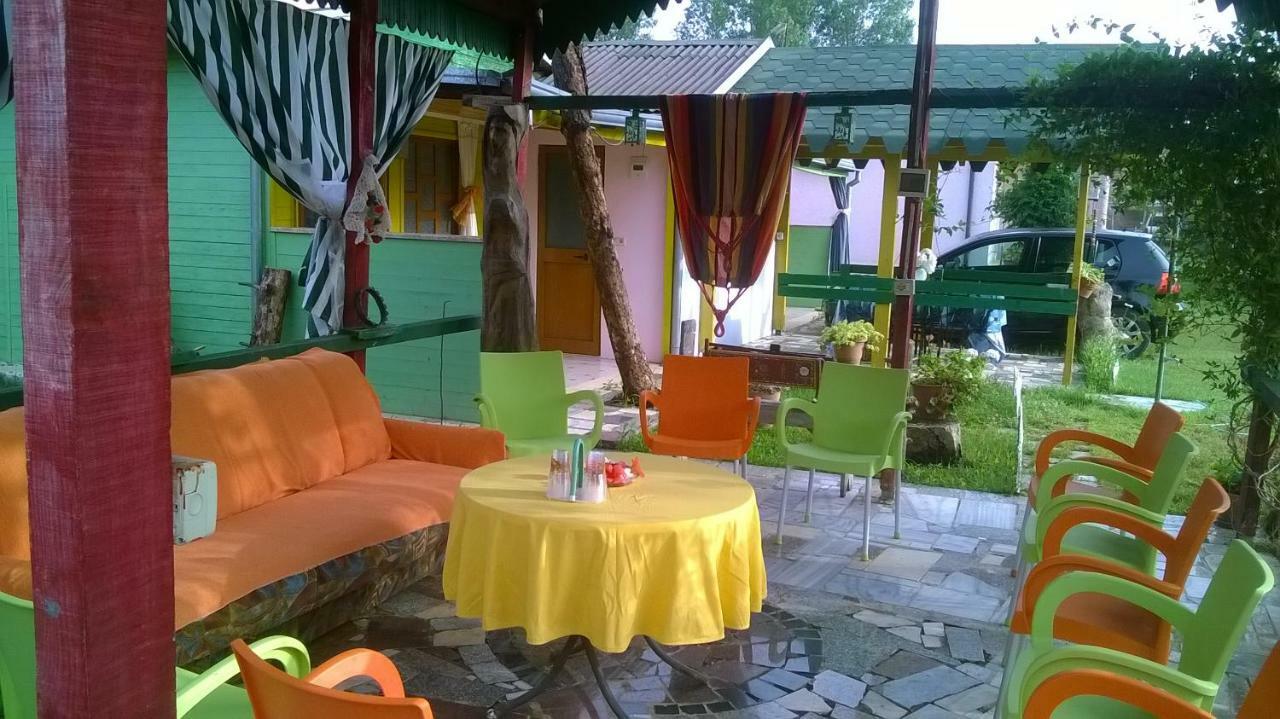 Kolonia E Artistave Apartment เวลิโปเยอ ภายนอก รูปภาพ