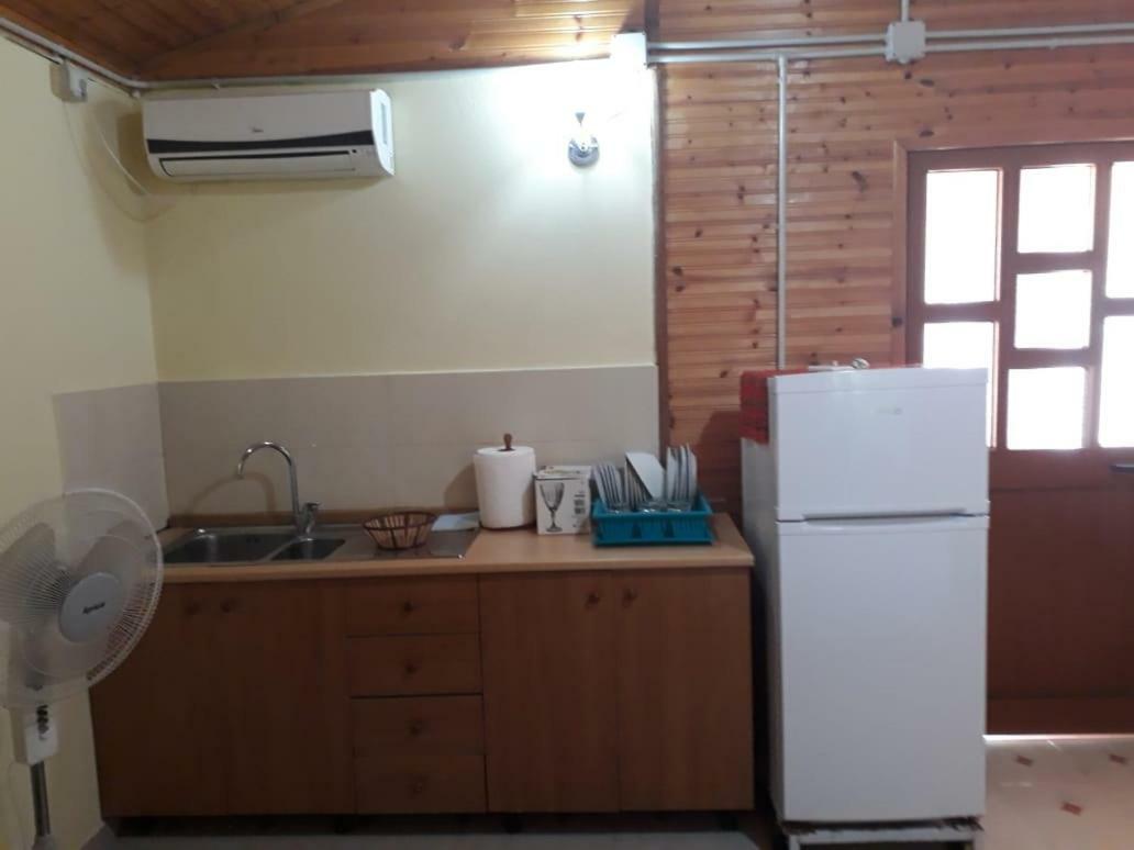 Kolonia E Artistave Apartment เวลิโปเยอ ภายนอก รูปภาพ